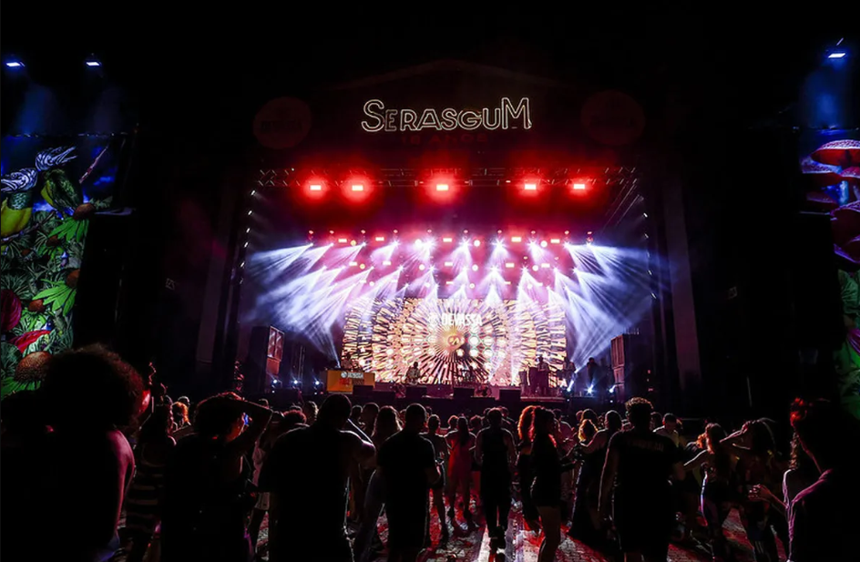 Foto aberta do show de uma das edições