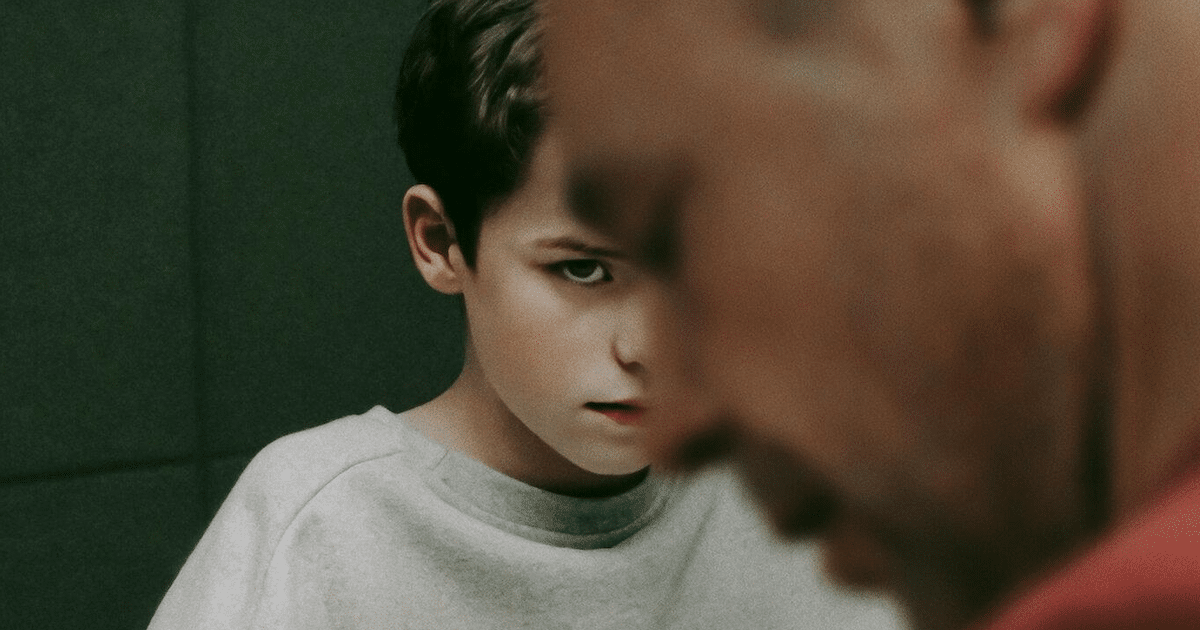 Frame da séria Adolescência (Netflix)