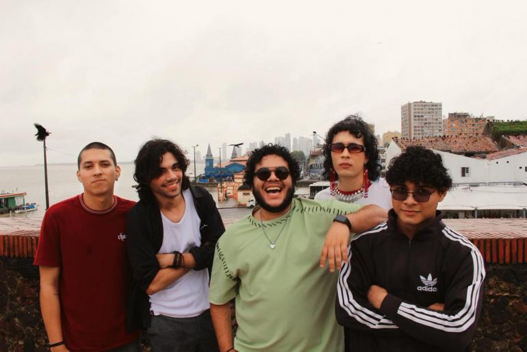 A banda "Os Renascentistas" é uma das atrações do festival Marulhada. Foto: Fabíola Allanis.