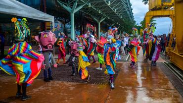 apresentação junina na estação das docas 