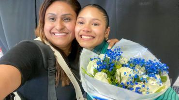 A ginasta belenense, Andreza Lima, de 17 anos, com a mãe, Flávia Lima