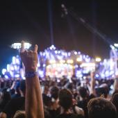 mão no show de rock