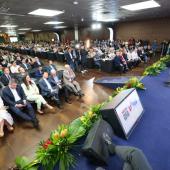 Foto do auditório da reunião do governador Helder Barbalho com os prefeitos e demais autoridades dos municipios do Estado do Pará