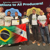 Comitiva do Pará e os vencedores da premiação na Holanda (Foto: Gabrie Foro/Sedap)